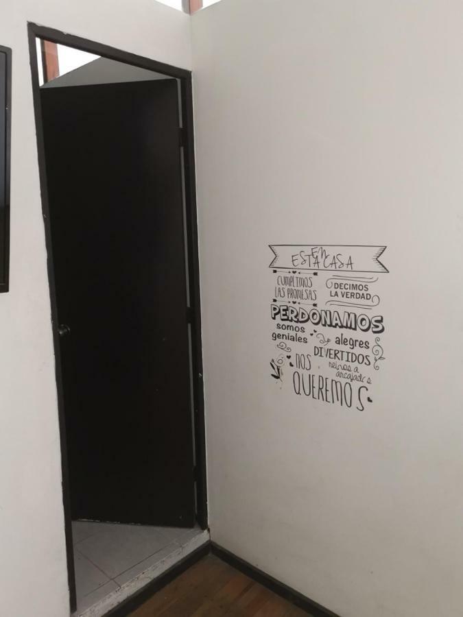 Hotel Hostal Savoy メキシコシティ エクステリア 写真